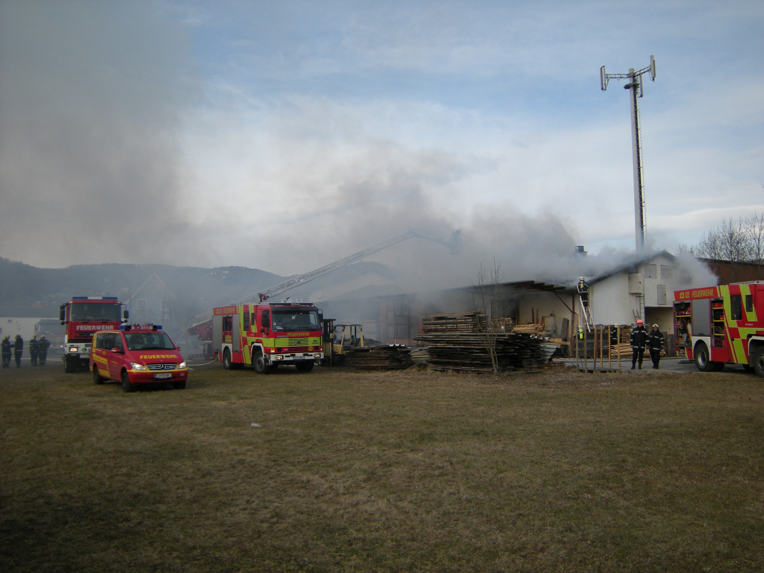 Brand einer Tischlerei
